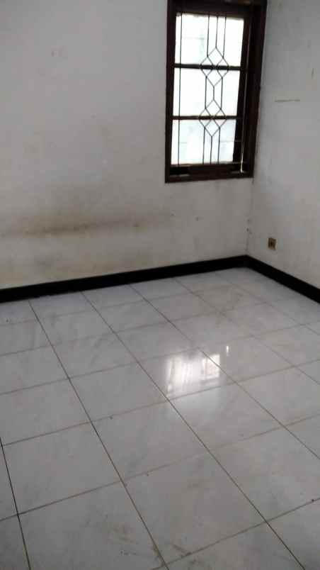 jual rumah villa inti persada ciputat pamulang