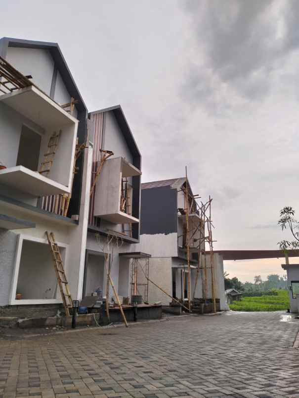 jual villa kota wisata batu malang