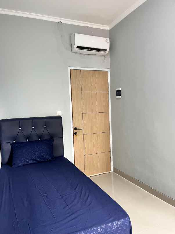 kost mpm11 kelapa dua tangerang