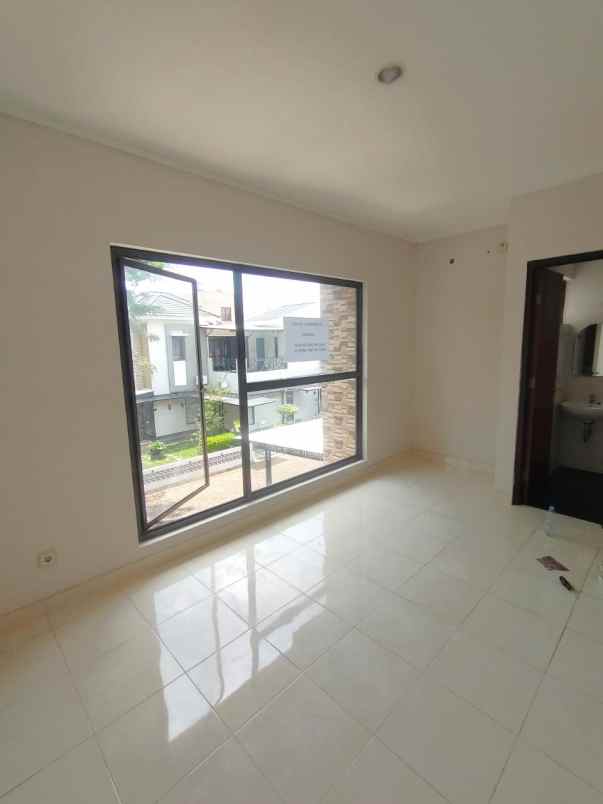 premier serenity 2 lantai uf agus