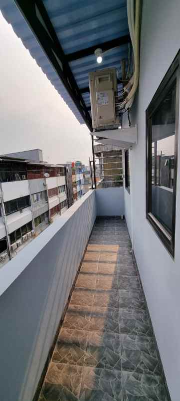 ruko gudang kantor gajahmada