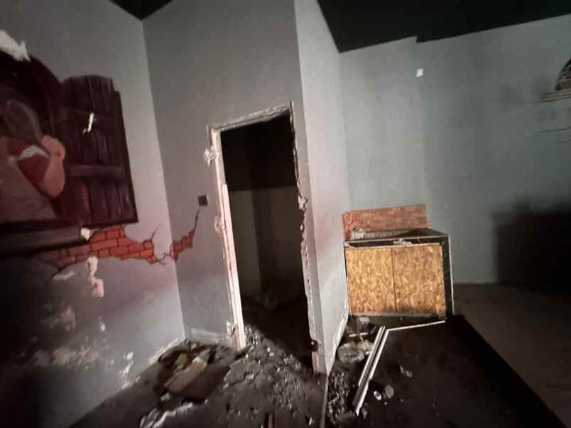 ruko langkah di pusat kota surabaya