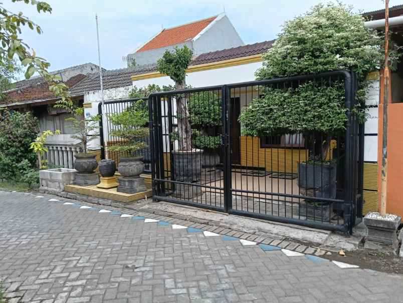 rumah 1 lantai siap huni