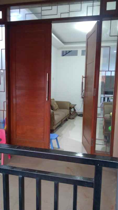 rumah 2 lantai bintaro pondok ranji tangerang