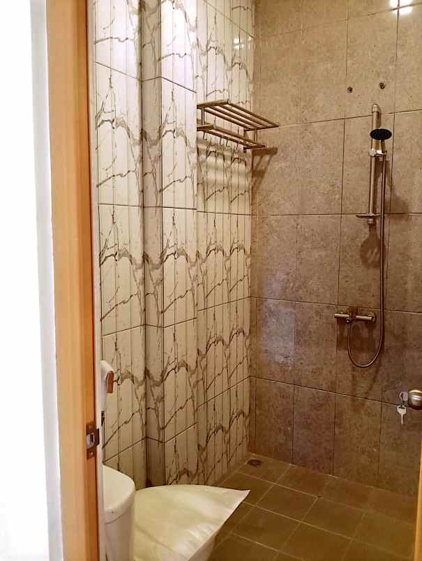 rumah 2 lantai dalam komplek arco bebas banjir