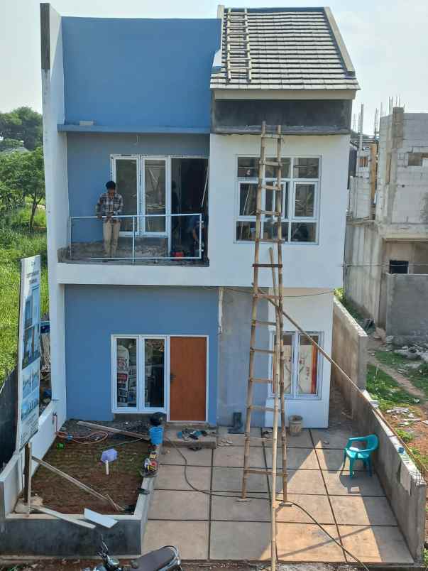 rumah 2 lantai murah di cibubur jakarta