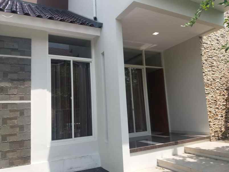 rumah 2 lt permata puri ngaliyan