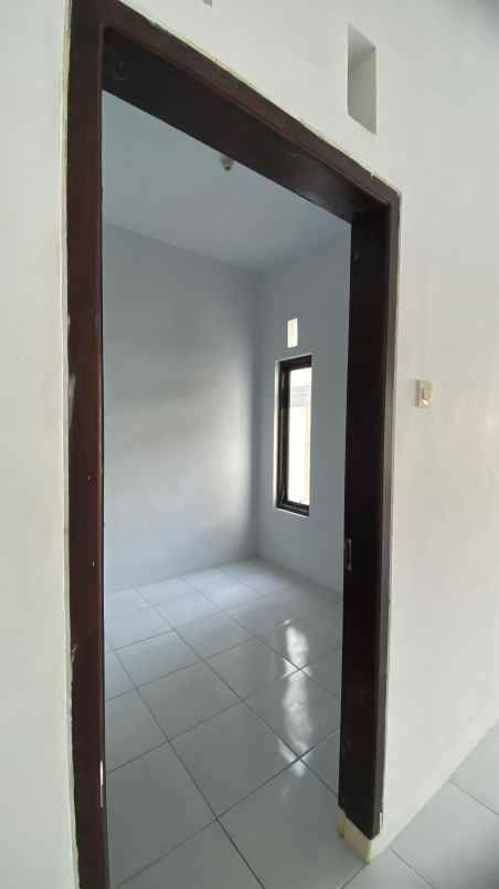 rumah 300 jutaan lokasi dekat kampus unisma