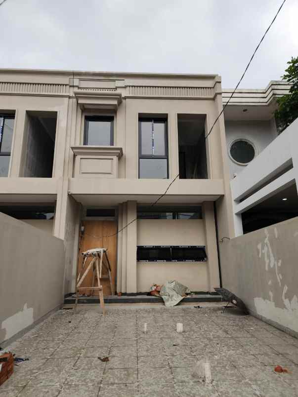 rumah baru di vila melati mas tangerang