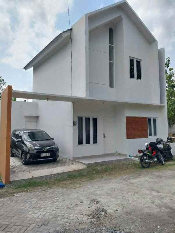 rumah baru siap huni dekat rs pku muhammadiyah gamping