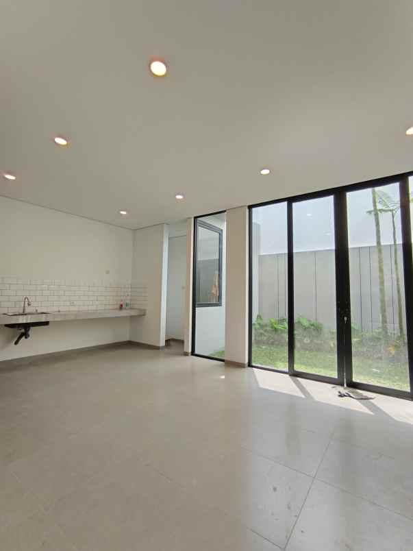 rumah baru siap huni di jalan palagan km 9 5