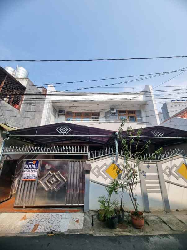 rumah bebas banjir gg kelinci pasar baru