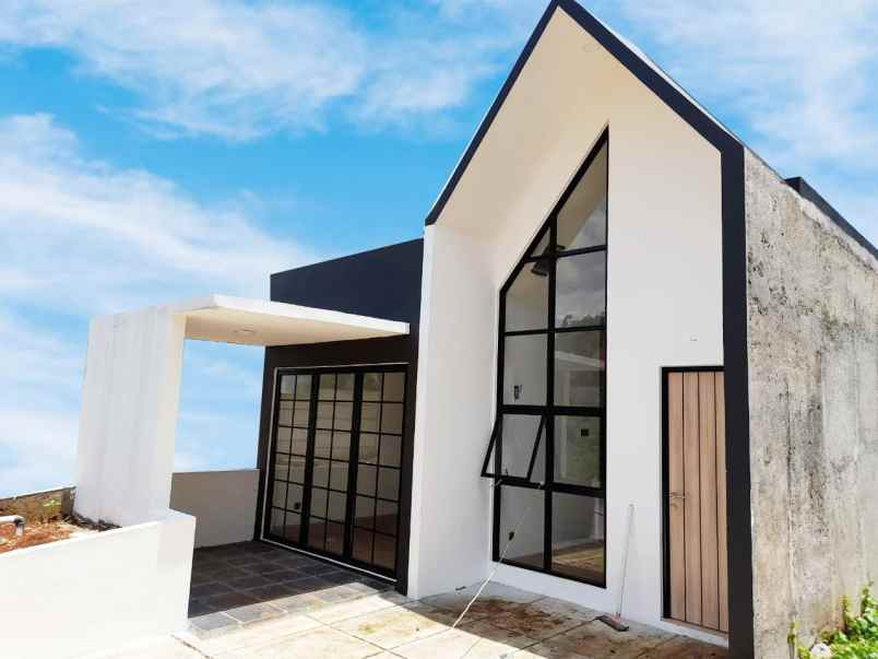 rumah cantik dekat stasiun cisauk intermoda bsd city