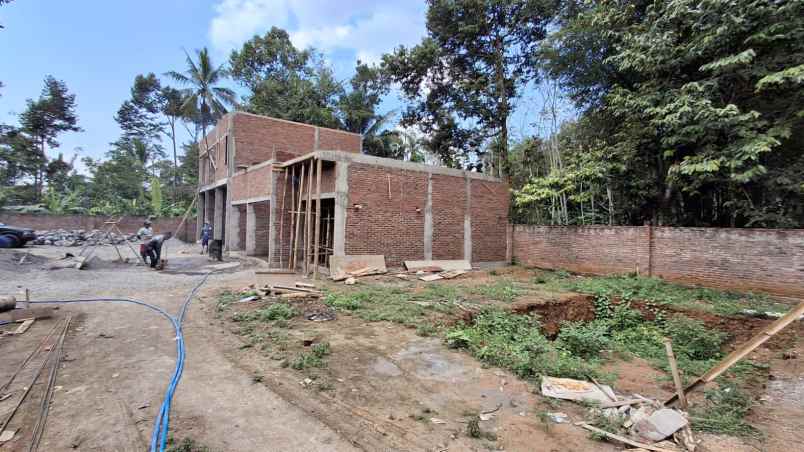 rumah cantik di borobudur magelang desain etnik modern