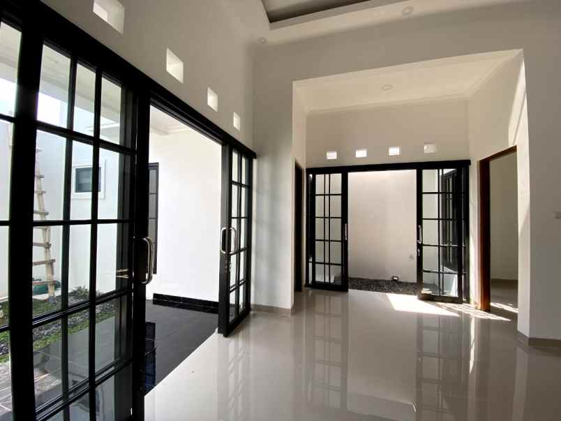 rumah cantik siap huni di jalan kaliurang