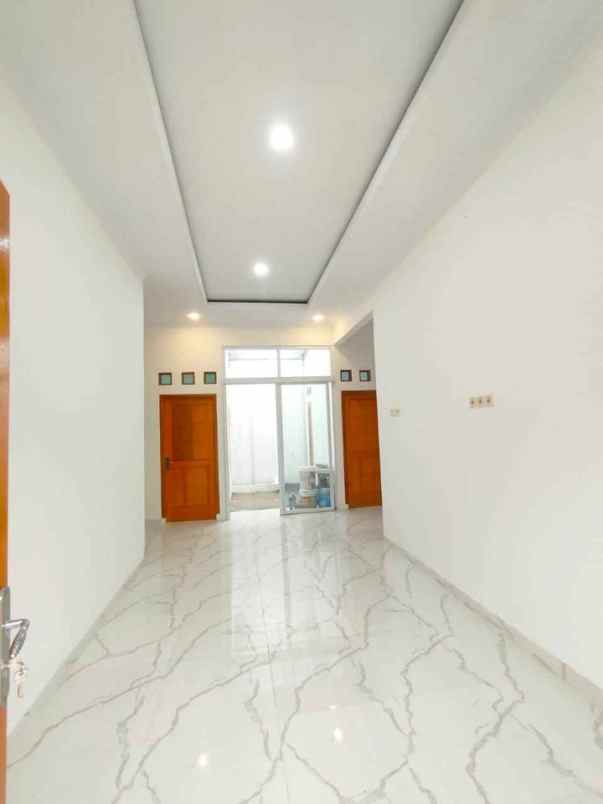 rumah cash modern dan minimalist selatan jakarta