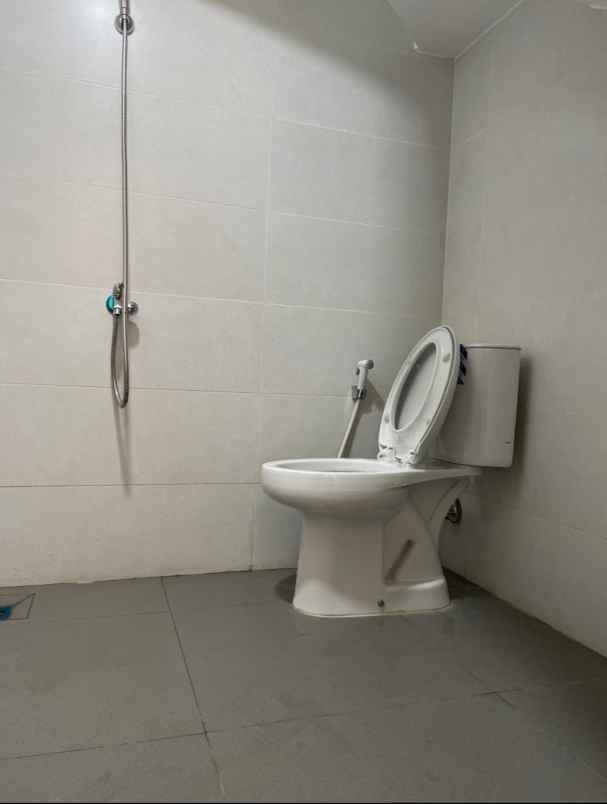 rumah cluster 2 lantai strategis di kukusan depok