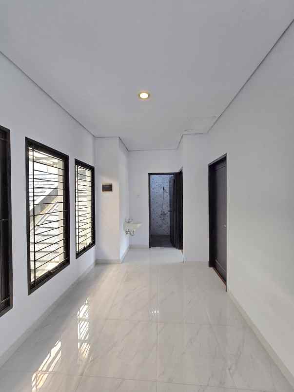 rumah dalam cluster elite bintaro sektor 9