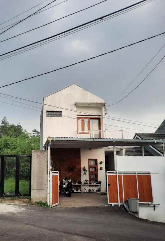 rumah di cluster pasir impun sejuk aman dan nyaman