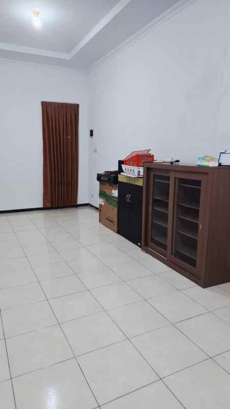 rumah di grand semanggi residence 2 lt