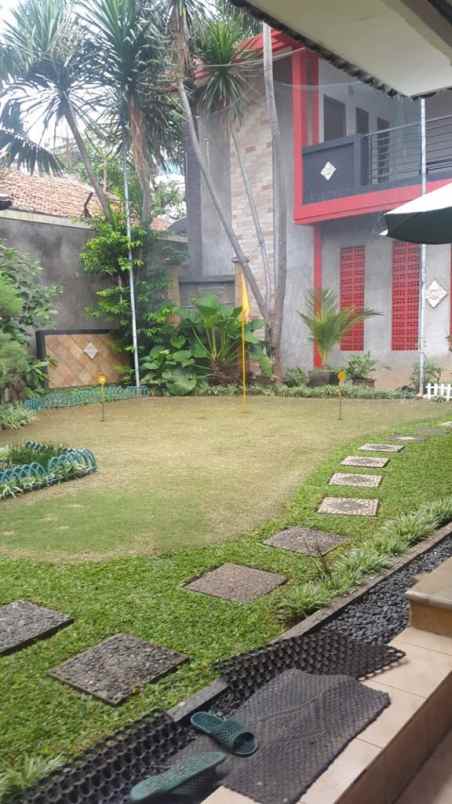 rumah di komplek keuangan tebet menteng dalam