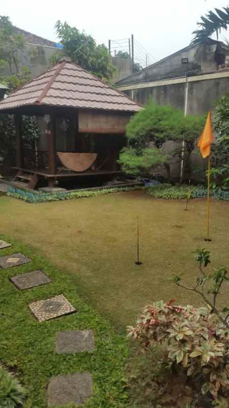 rumah di komplek keuangan tebet menteng dalam