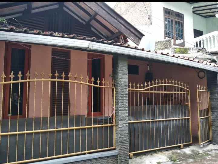 rumah di sarijadi jalan sarirasa bandung