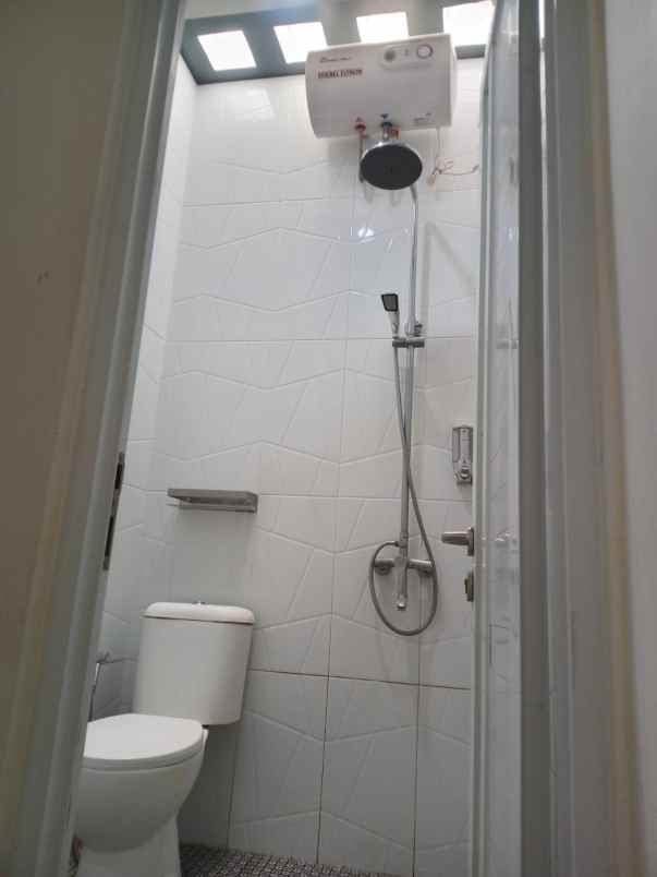 rumah di taman sakura babelan bekasi c0159