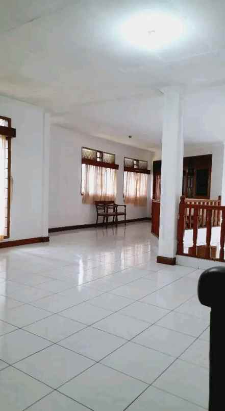 rumah dijual di sayap cihanjuang kota cimahi bandung