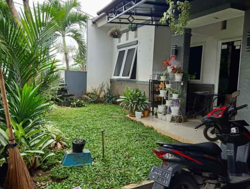 rumah dijual di villa bogor indah posisi hook