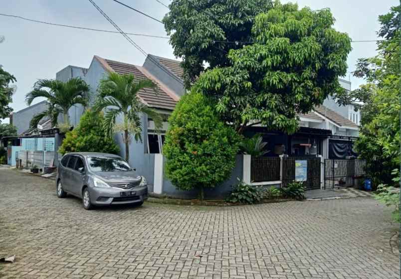 rumah dijual di villa bogor indah posisi hook