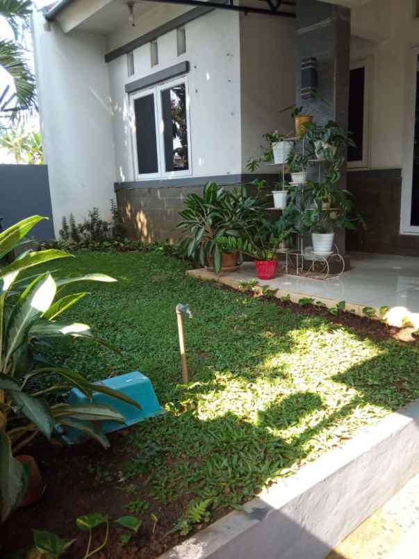 rumah dijual di villa bogor indah posisi hook