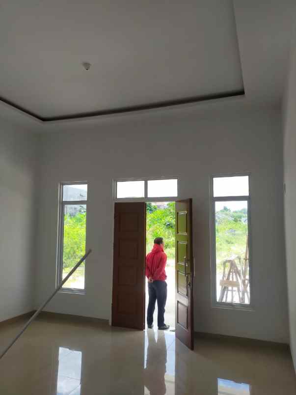 rumah dijual type 45 dekat jl soekarno hatta