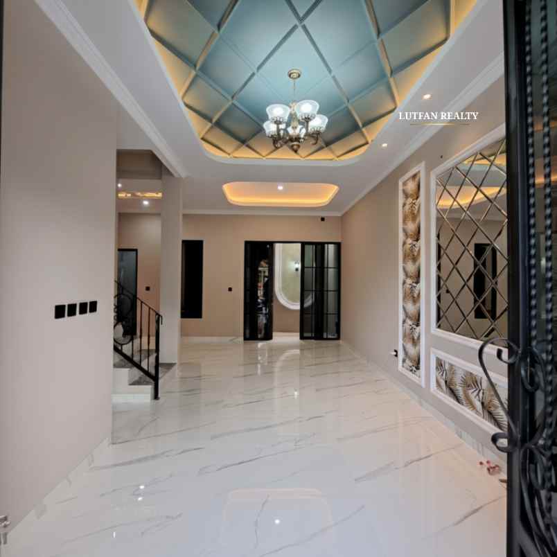 rumah european classic non cluster dekat tol andara