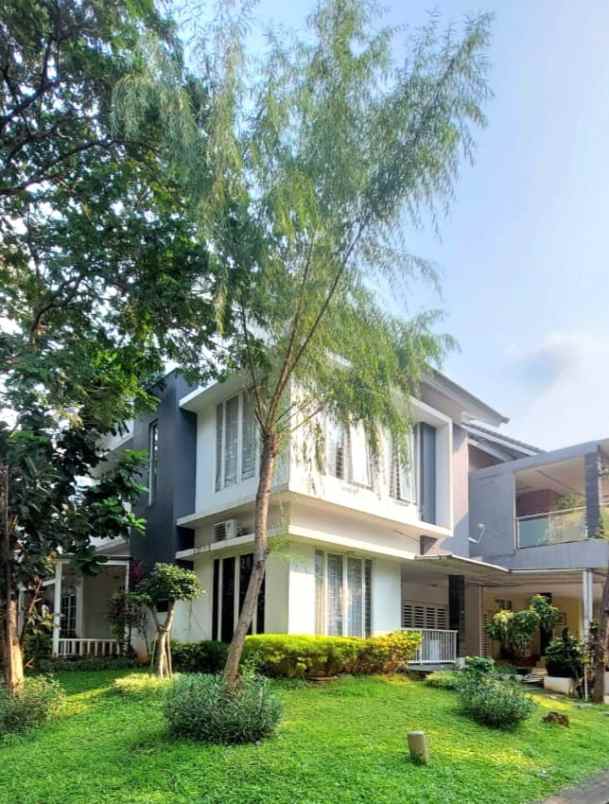 rumah hook dalam cluster di bintaro sektor 9