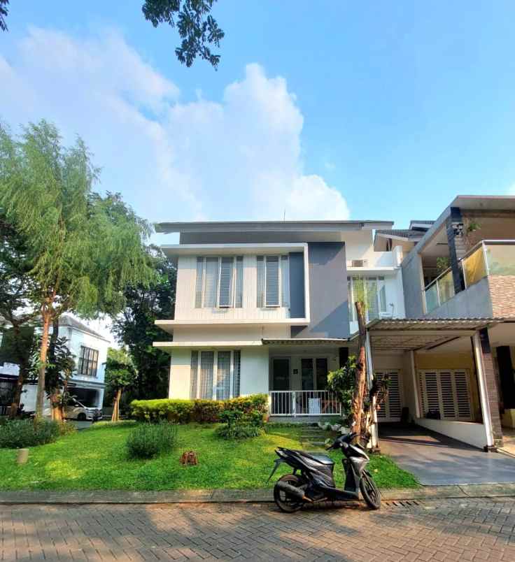 rumah hook dalam cluster di bintaro sektor 9