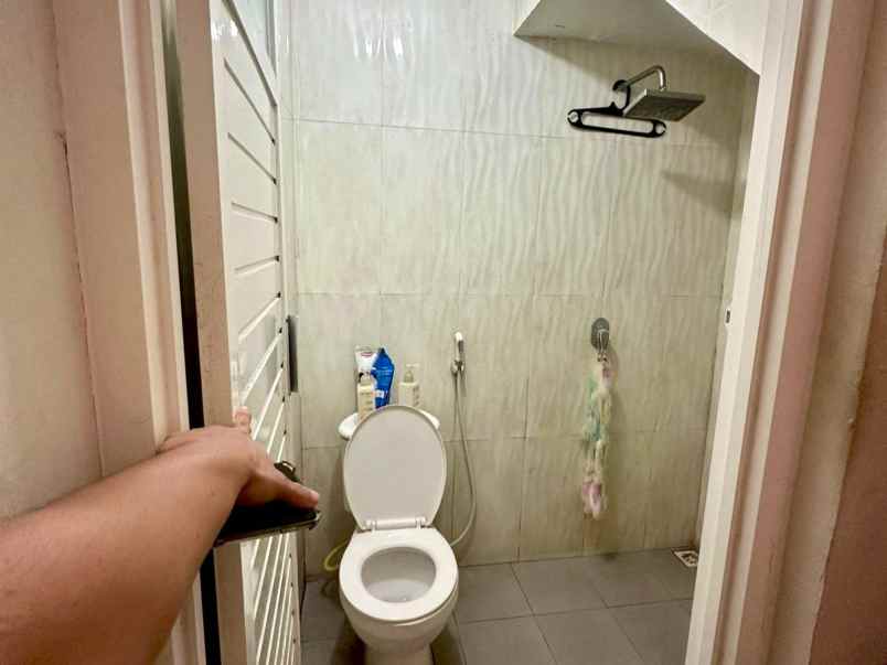 rumah hook de naila residence dekat dengan benowo