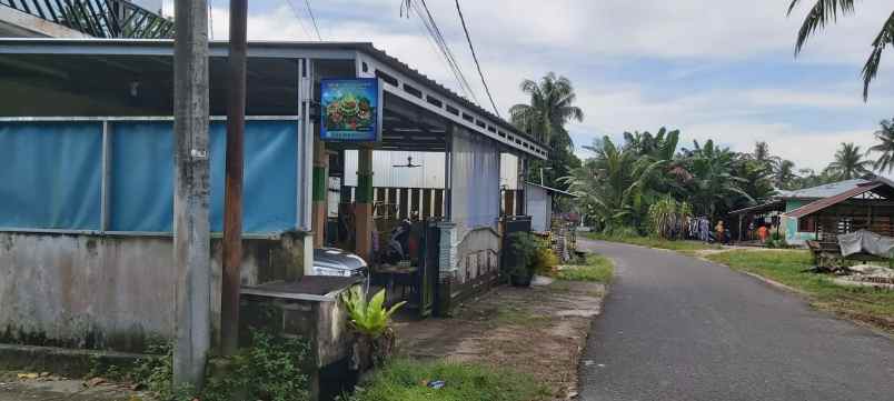 rumah hunian keluarga dan usaha