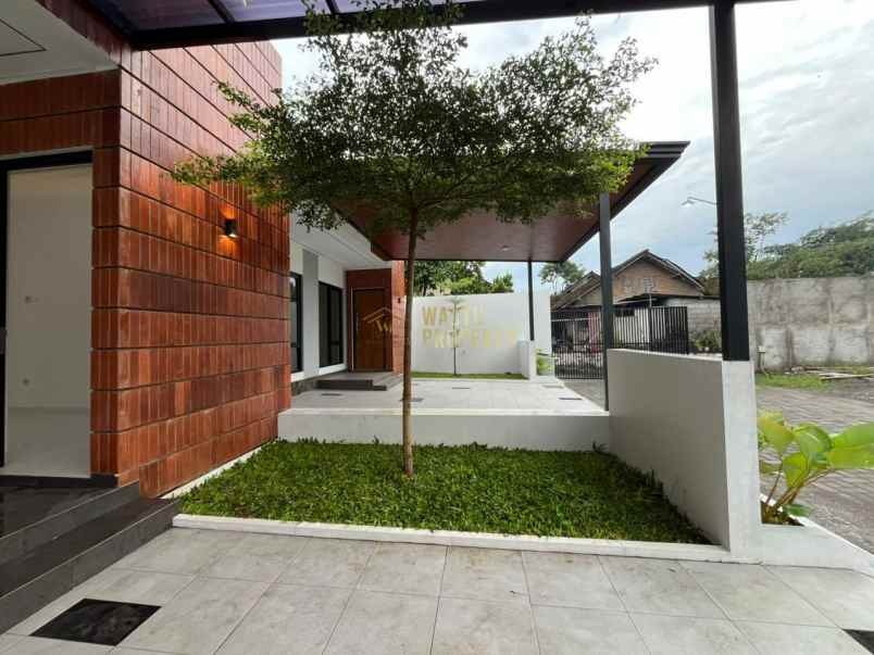 rumah idaman design tropis modern sisa 1 unit indent
