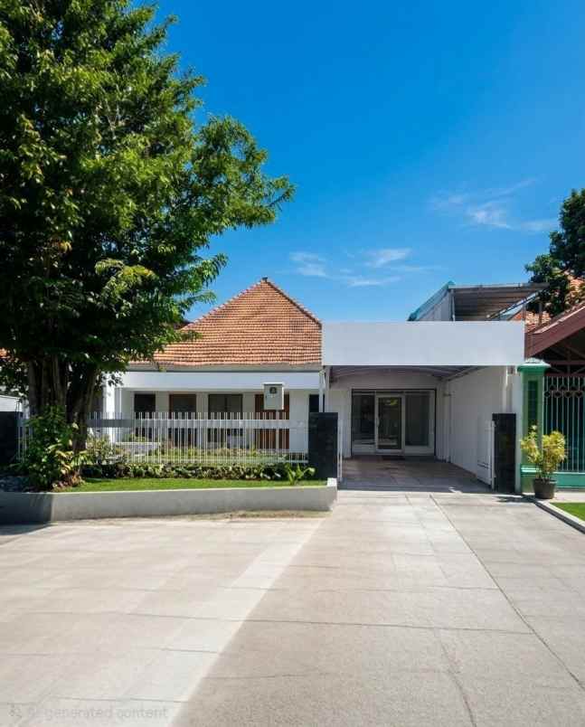 rumah jalan lombok strategis