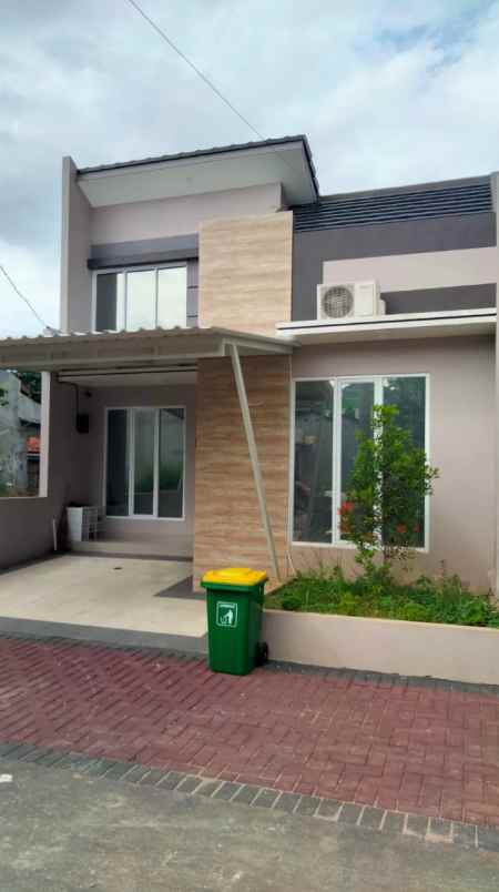 rumah jl hj emba pd petir kec