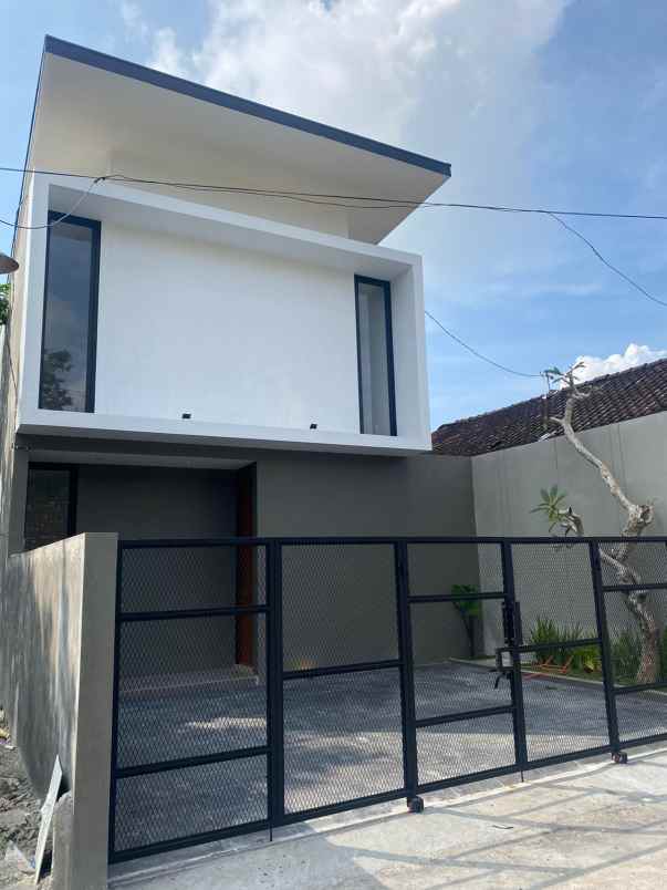 rumah jl japlaksari karangmojo