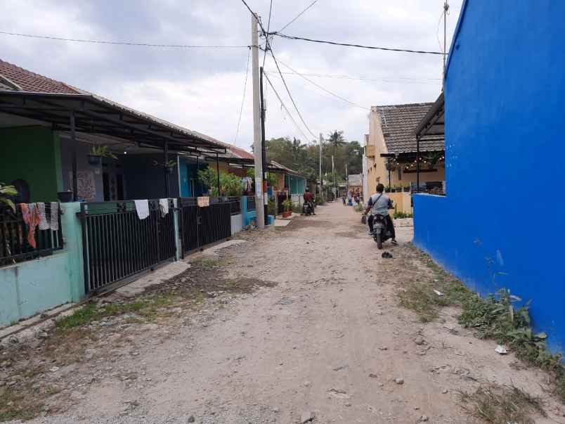 rumah jl raya jatimekar