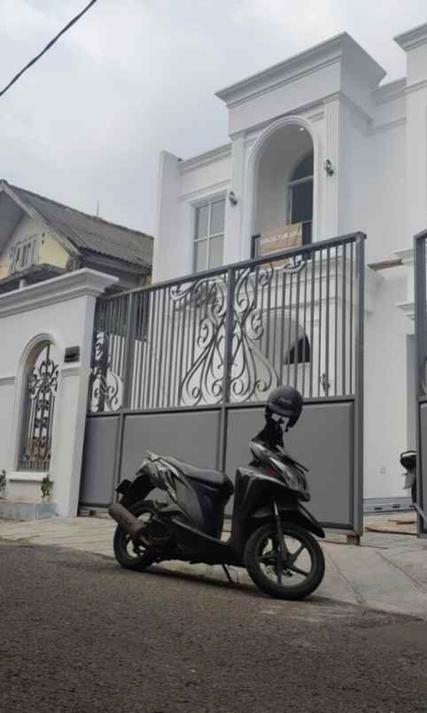 rumah jl tebet timur jakarta selatan