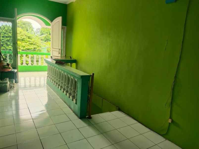 rumah jln raya villa pamulang mas