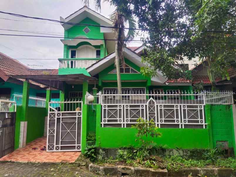 rumah jln raya villa pamulang mas