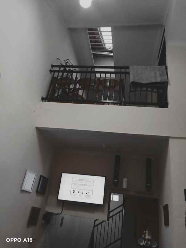 rumah komplek 2 lantai 3 kt tajur halang bogor