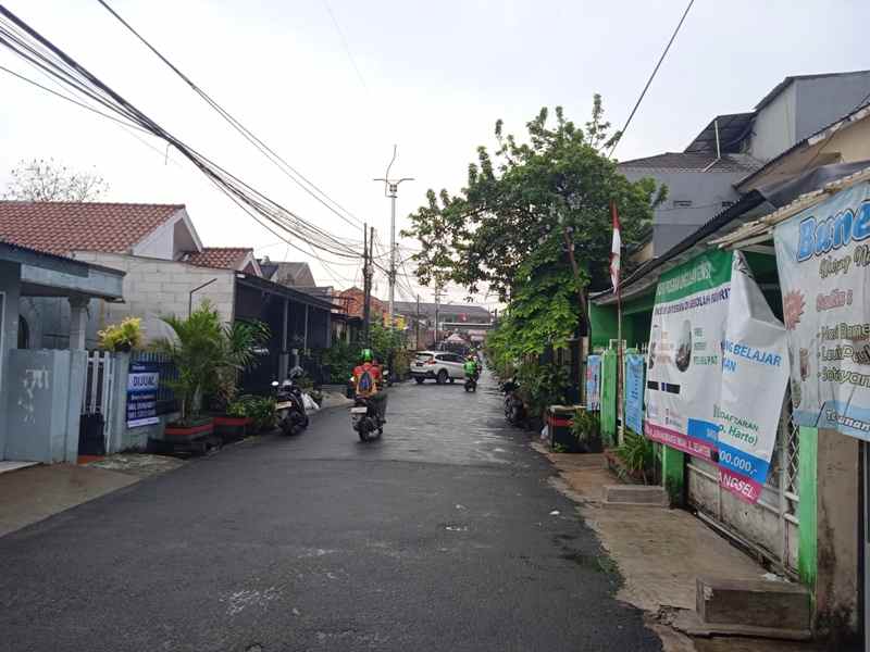 rumah komplek jurang mangu indah