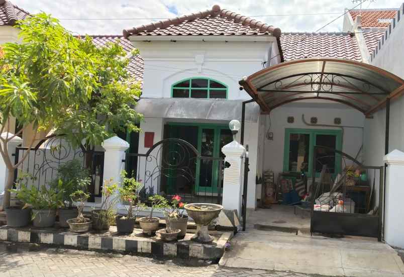 rumah kondisi bagus lokasi wisma gunung anyar surabaya