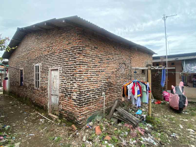 rumah kontrakan 2 pintu di pusat kota serang